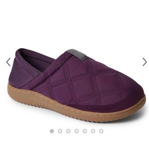 NWOT Dearfoam Women's Indoor/Outdoor Camp Slipper